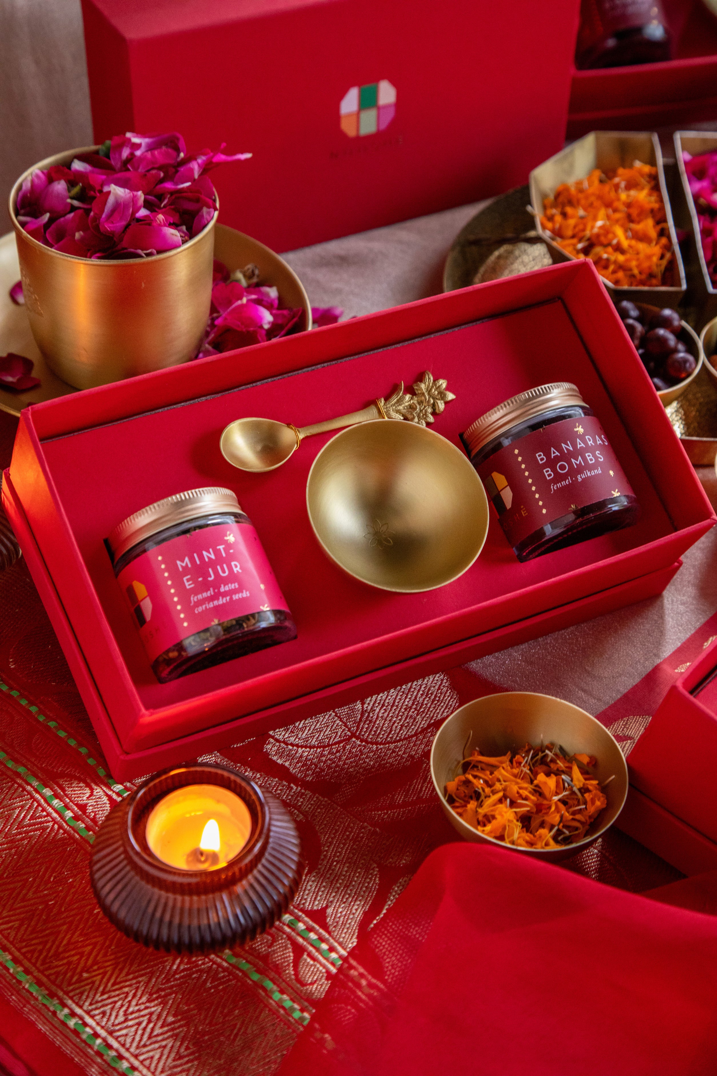 Shehnai Gift Box 🎉 (Set of 2 Jars, Brass Bowl & Spoon)